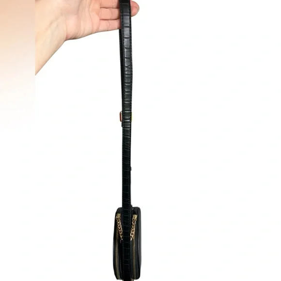 Free People Leather Circle Crossbody Bag Black - Picture 4 of 14